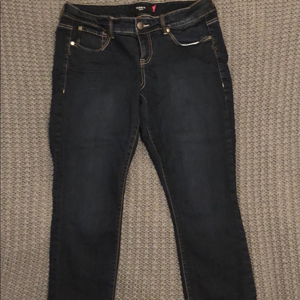 Torrid dark wash cropped jeans